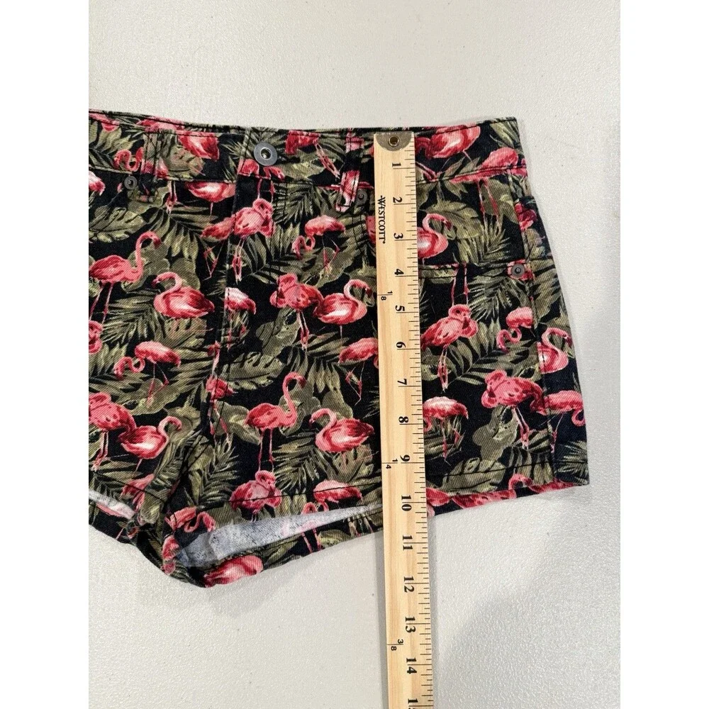 Forever 21 Denim Shorts Women 30** Flamingo Travel Vacation 100% Cotton Festival